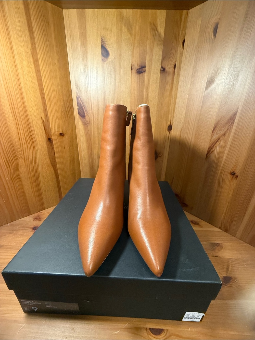 J.Crew Sadie Leather Pointed Toe Ankle Boots Warm Sepia Brown Size 9 AB129 - Picture 2 of 7
